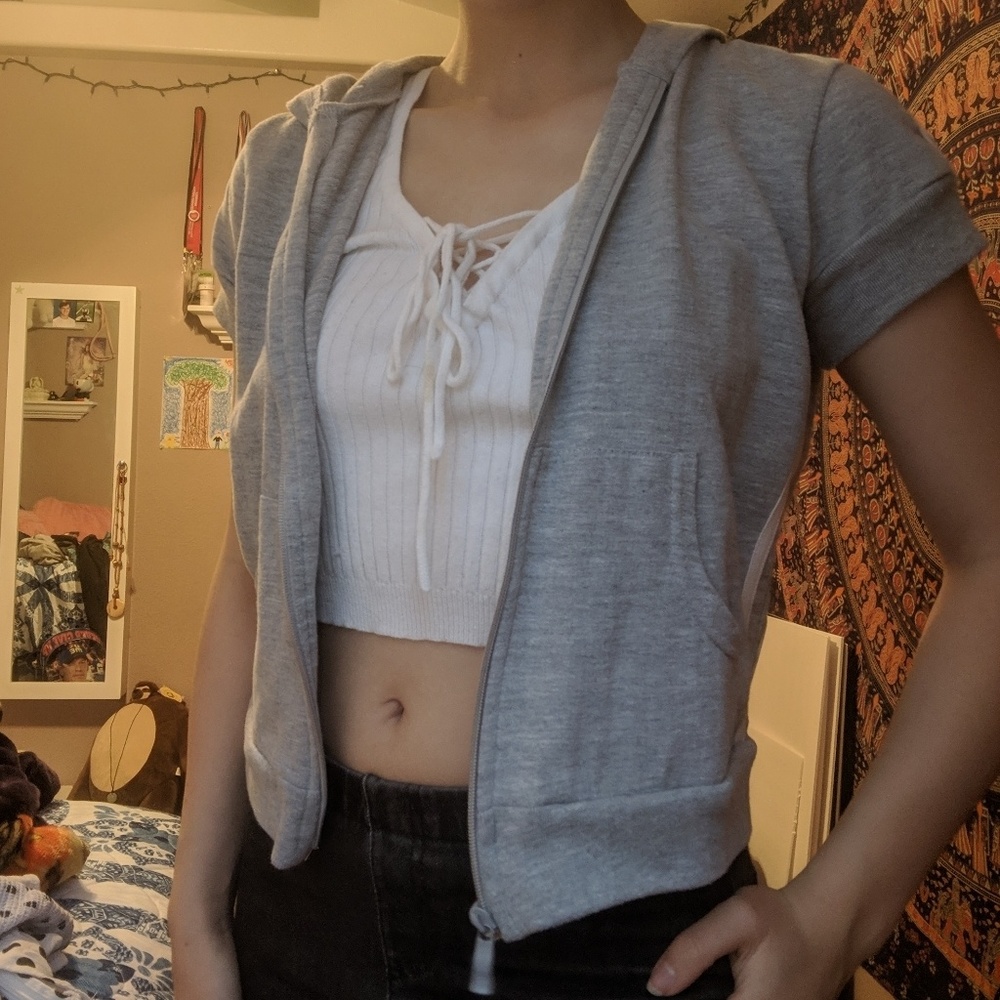 Short Sleeve Zip Sweater/Hoodie with Stripes